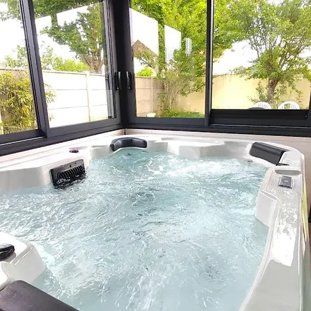 Maison Familiale Avec Jacuzzi Spa Feriehus