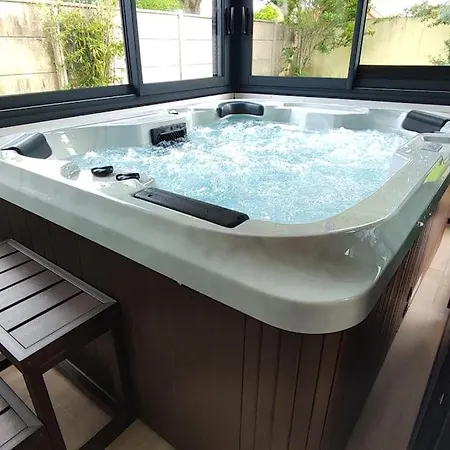 Maison Familiale Avec Jacuzzi Spa Feriehus *